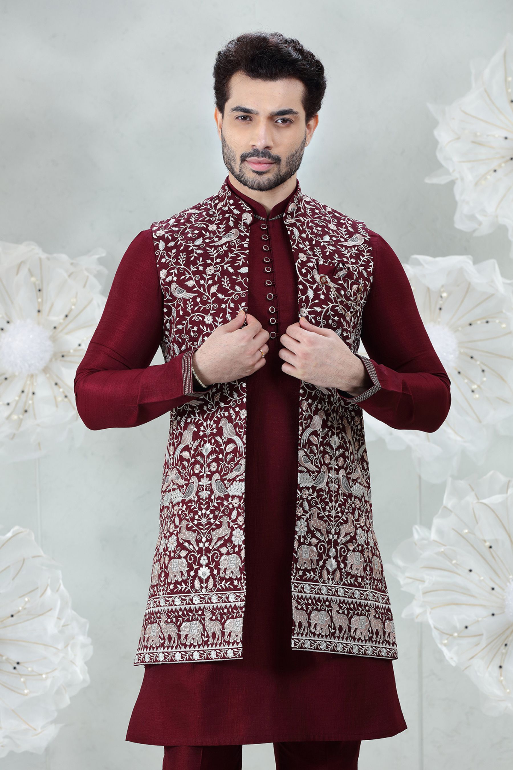 RED AND WHITE EMBROIDERED SET